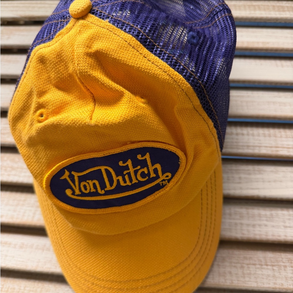 Von Dutch Golden Yellow and Purple Trucker hat. Authentic VINTAGE